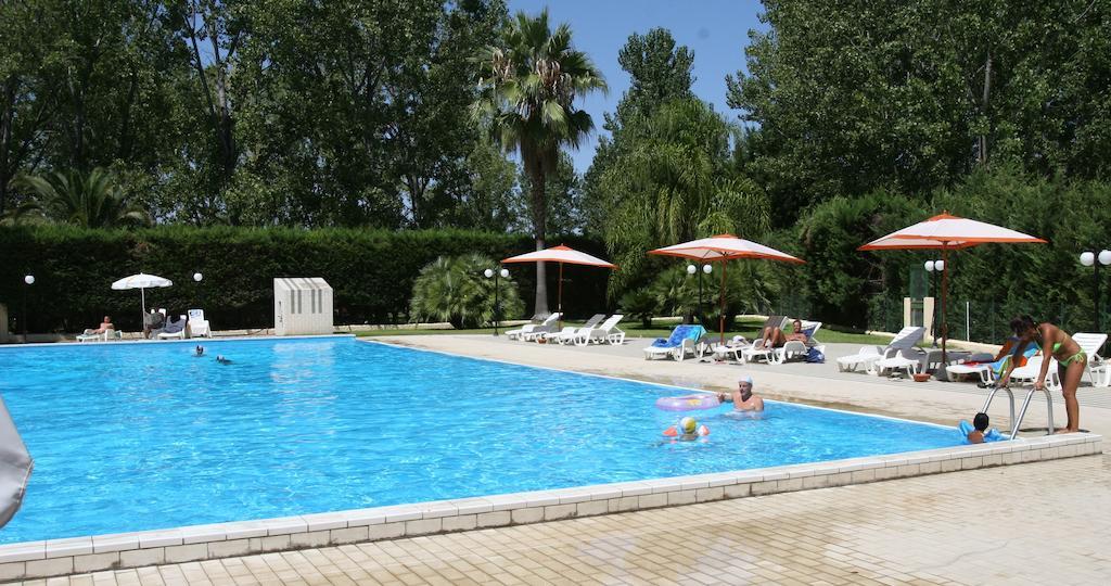 Marina Di Rossano Village Club Extérieur photo