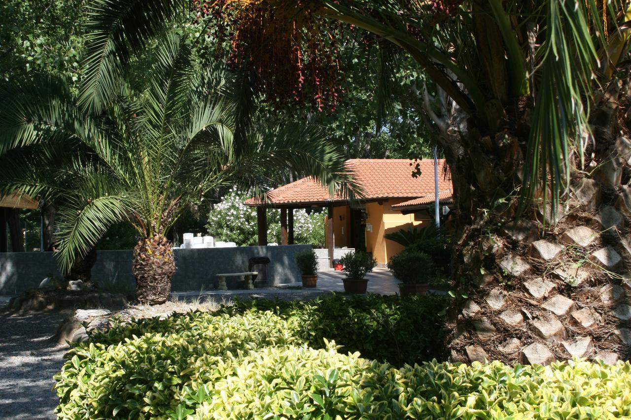 Marina Di Rossano Village Club Extérieur photo